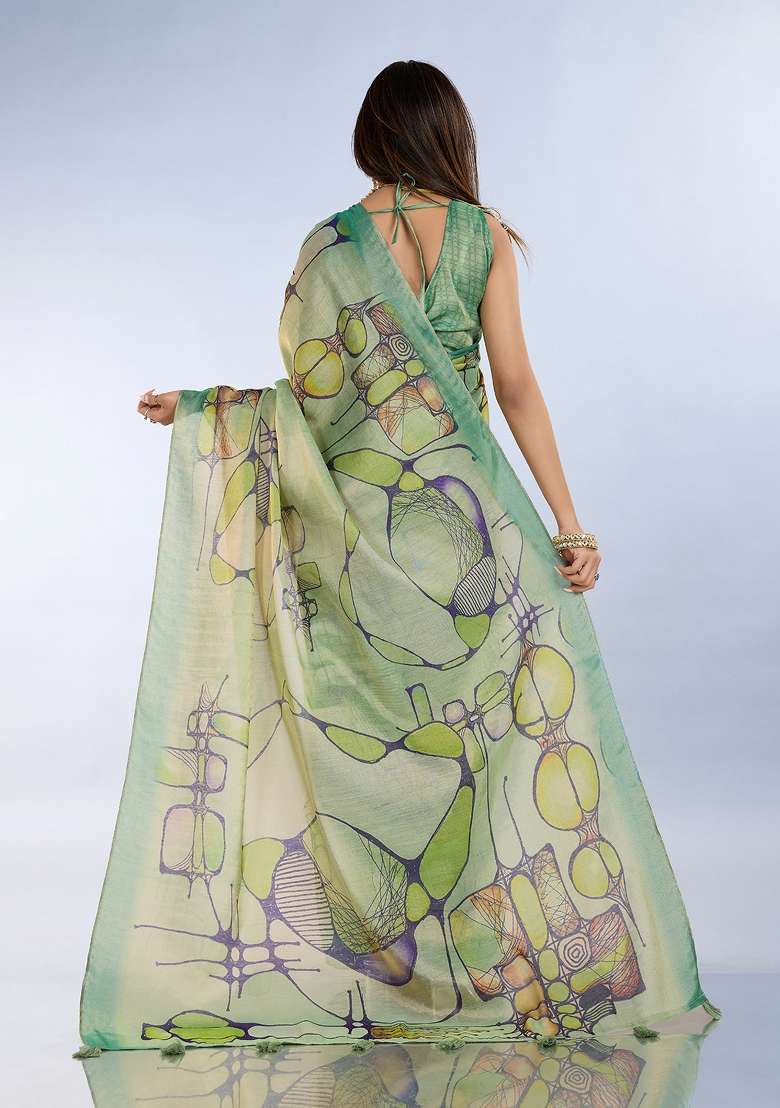 Green Embroidery Silk Blend Saree Set for Diwali and Festive Wear - Indya