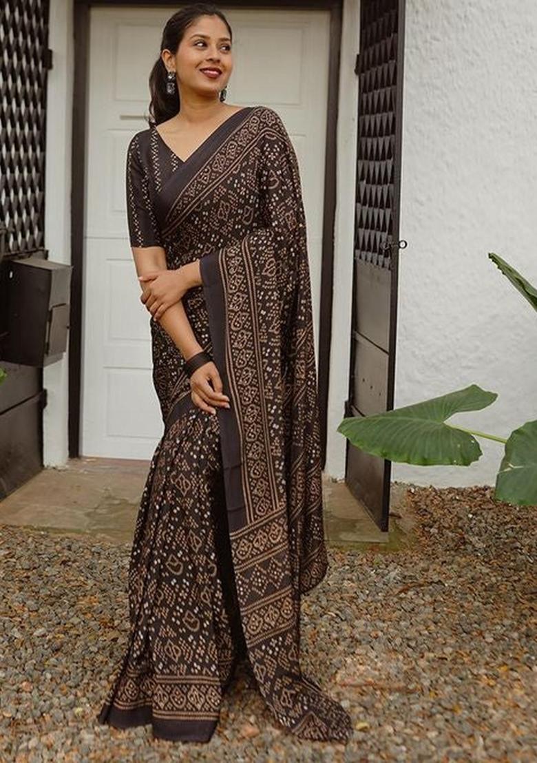 Brown Embroidery Linen Saree Set - Indya