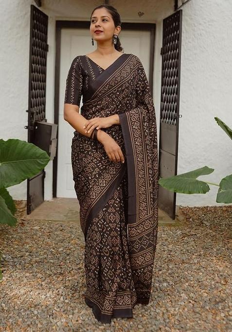 Brown Embroidery Linen Saree Set