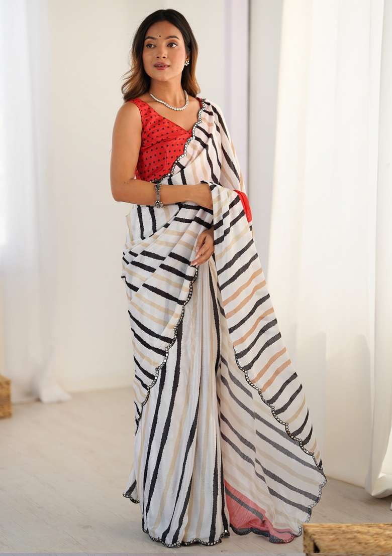 Off White Silk Blend Saree Set with Gota Patti for Diwali | Wedding & Festive Wear - Indya