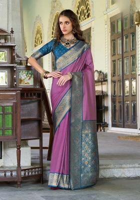 Onion Zari Woven Silk Saree Set