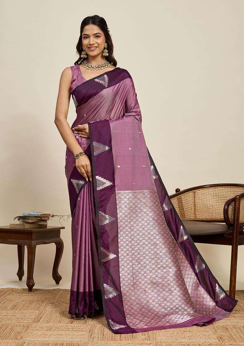 Peach Silk Blend Saree Set with Zari Work for Diwali | Wedding & Festive Wear - Indya