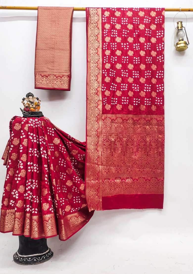 Red Bandhej Print Silk Saree Set - Indya