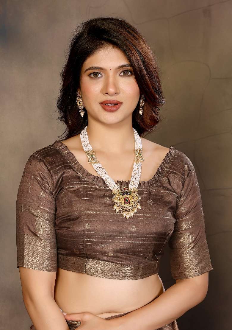 Cream Digital Print Dola Saree Set - Indya