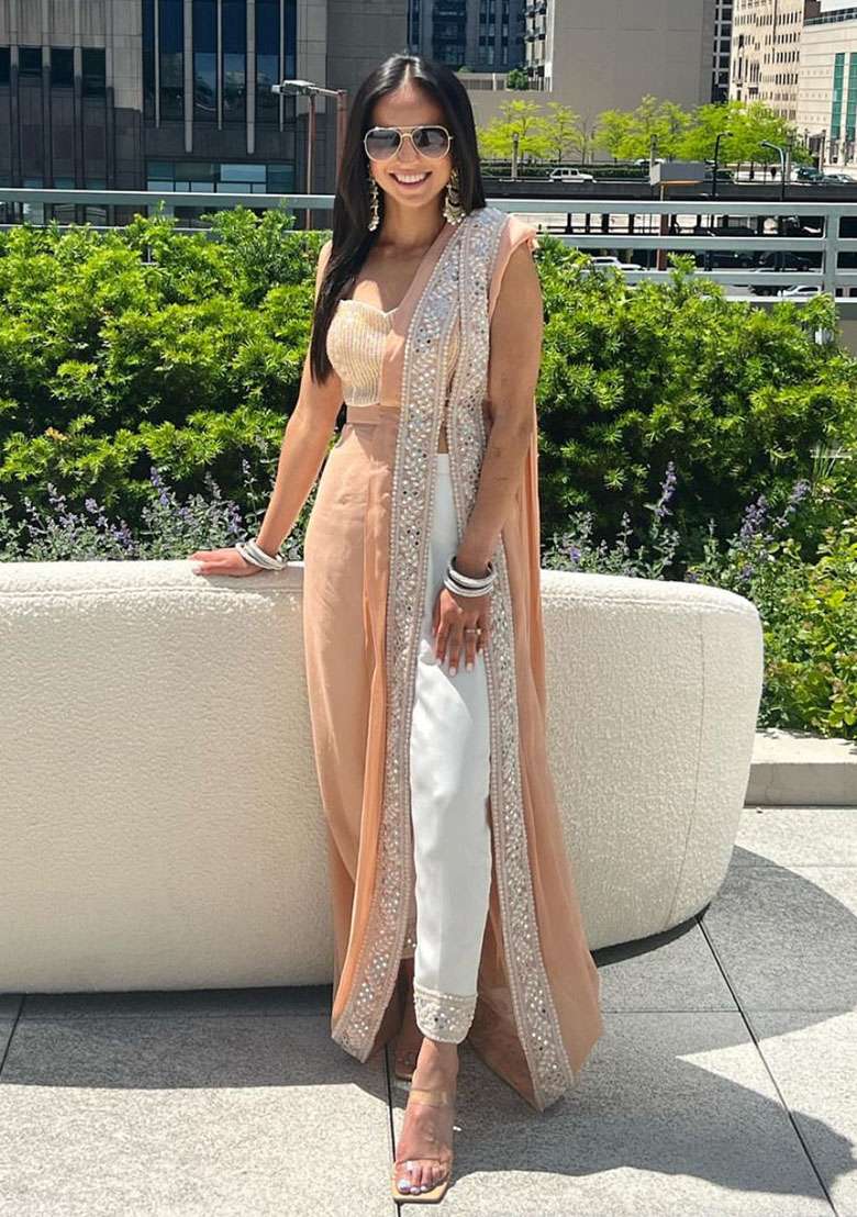 Peach Sequins Georgette Saree Set for Diwali and Festive Wear - Indya