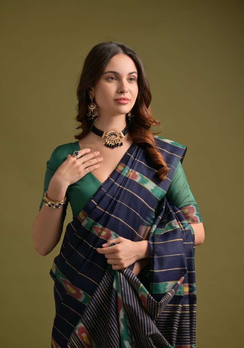 Navy Blue And Green Weaving Work Cotton Saree Set - Indya