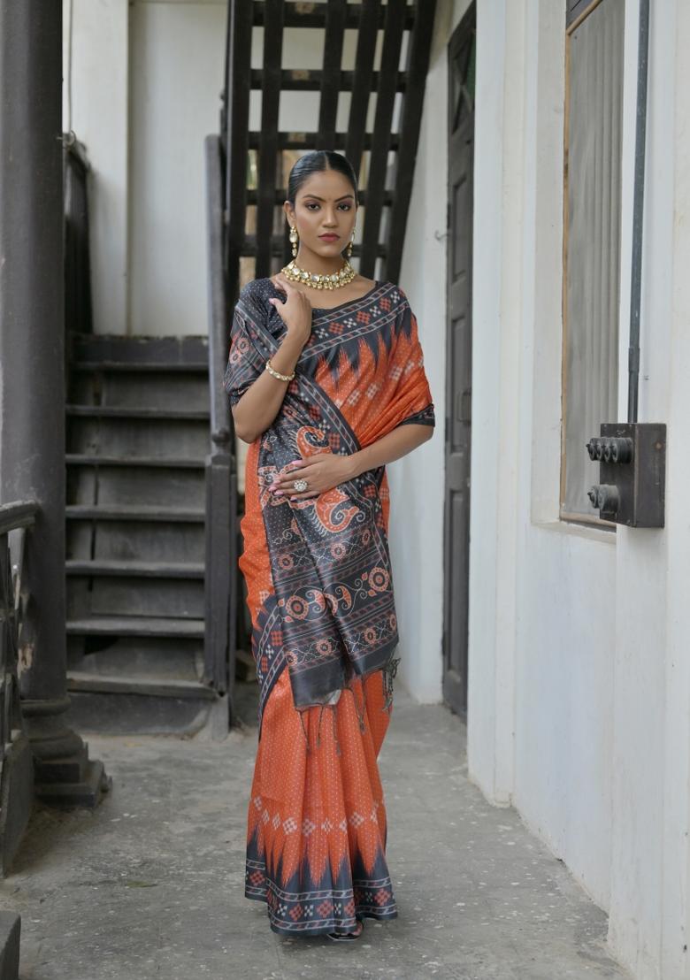 Red And Dark Grey Printed Silk Saree Set - Indya