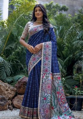 Navy Blue And Off White Printed Silk Saree Set