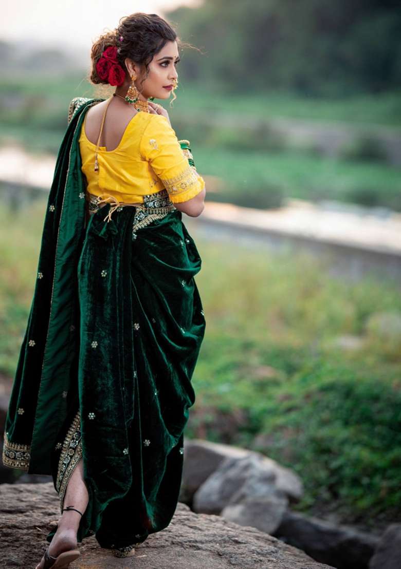 Green Silk Blend Saree Set with Embroidered for Diwali | Wedding & Festive Wear - Indya