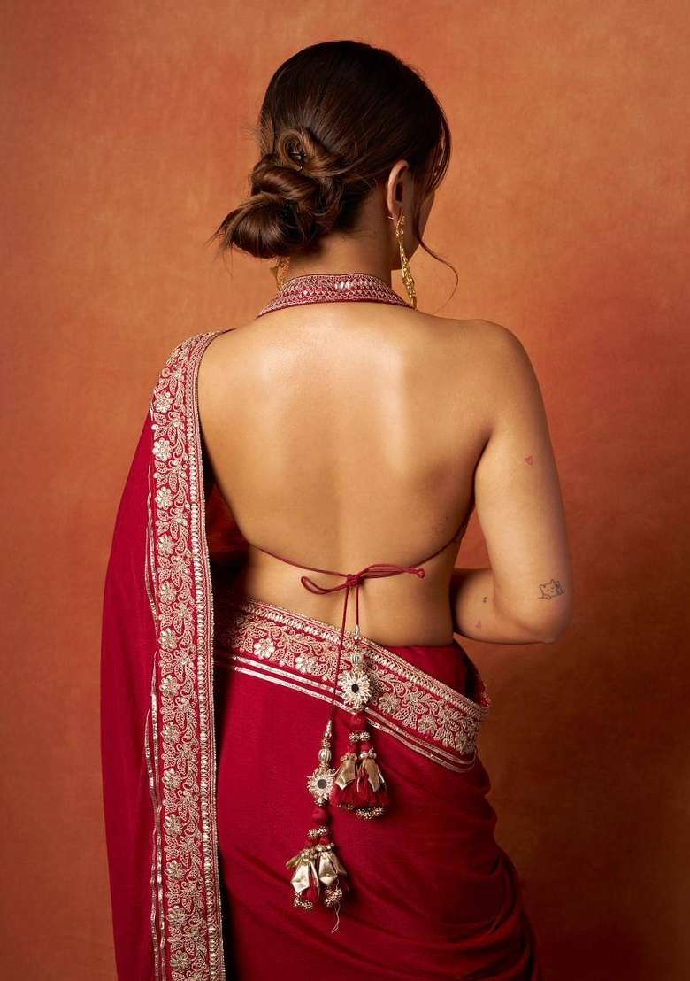 Red Polyester Saree Set with Embroidered for Diwali | Wedding & Festive Wear - Indya