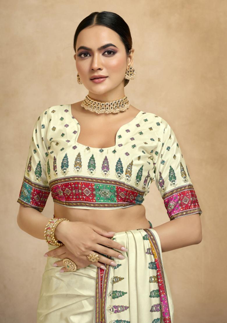 Off White Abstract Crepe Saree Set - Indya