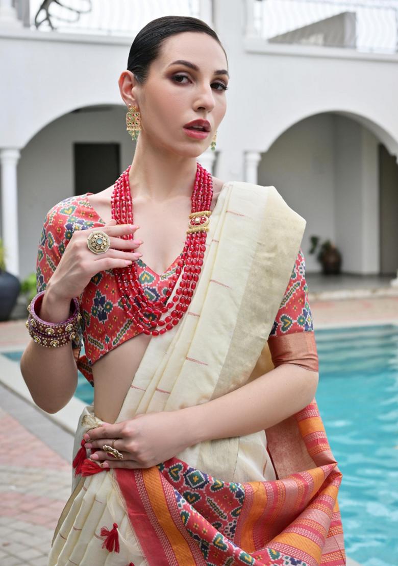 Off White Zari Work Silk Saree Set - Indya