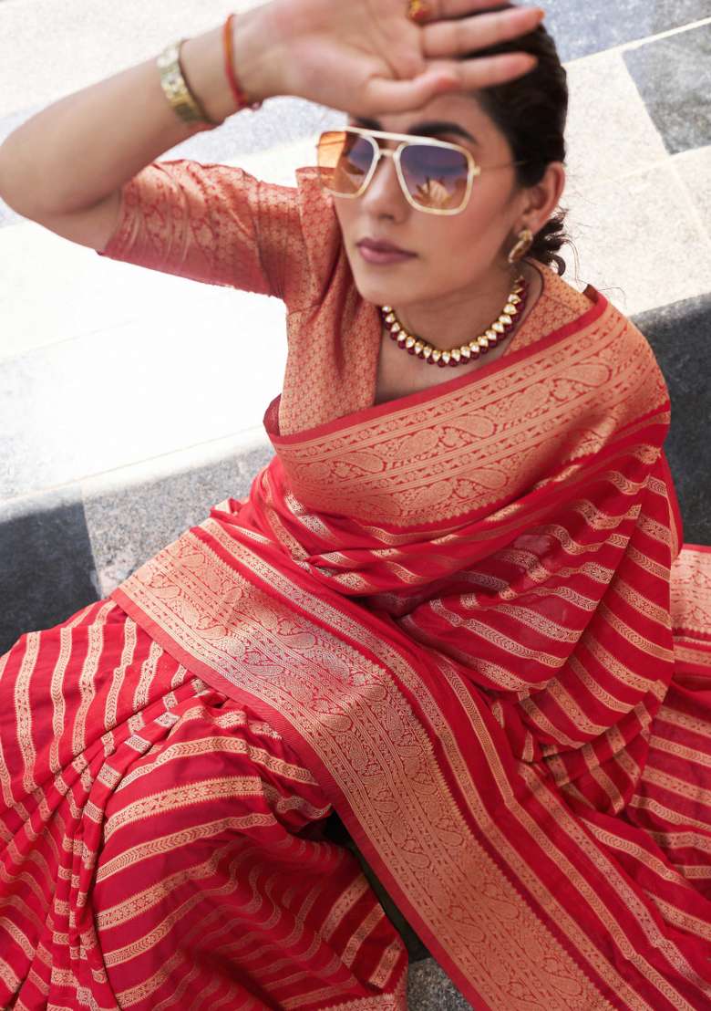 Red Zari Work Georgette Saree Set for Diwali and Festive Wear - Indya