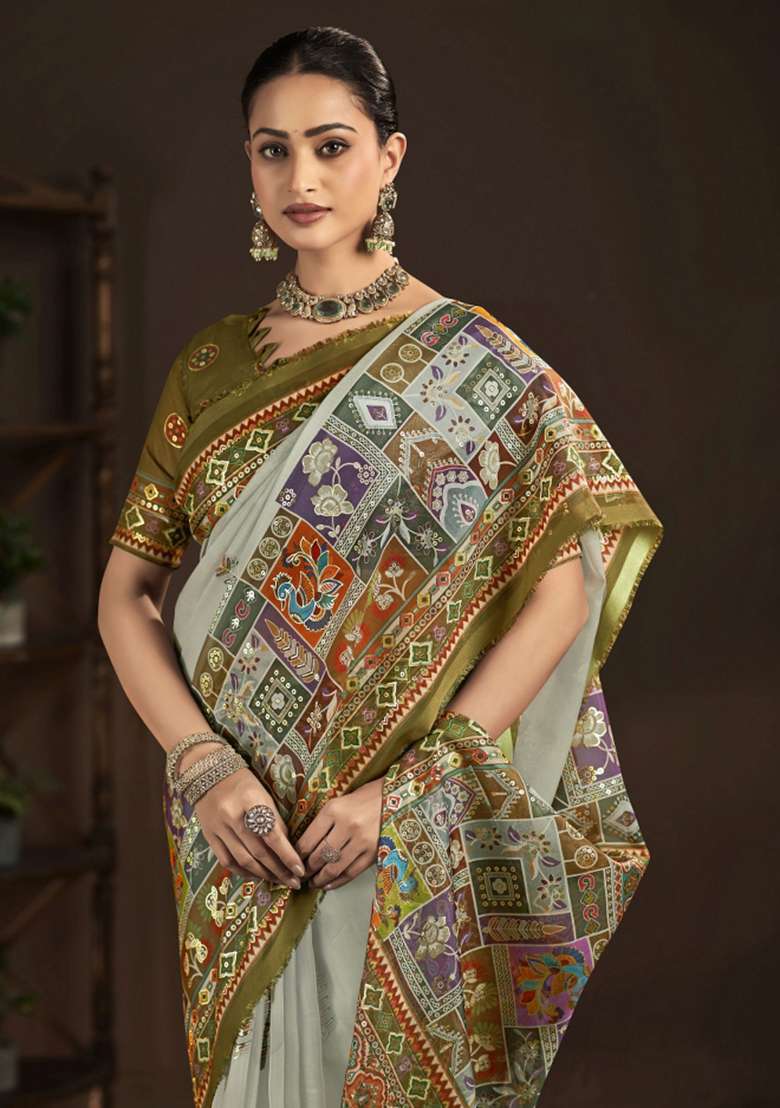 Green Abstract Silk Saree Set for Diwali and Festive Wear - Indya