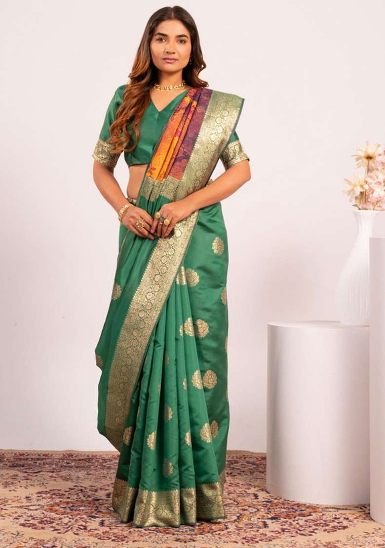 Green Abstract Silk Saree Set for Diwali and Festive Wear - Indya