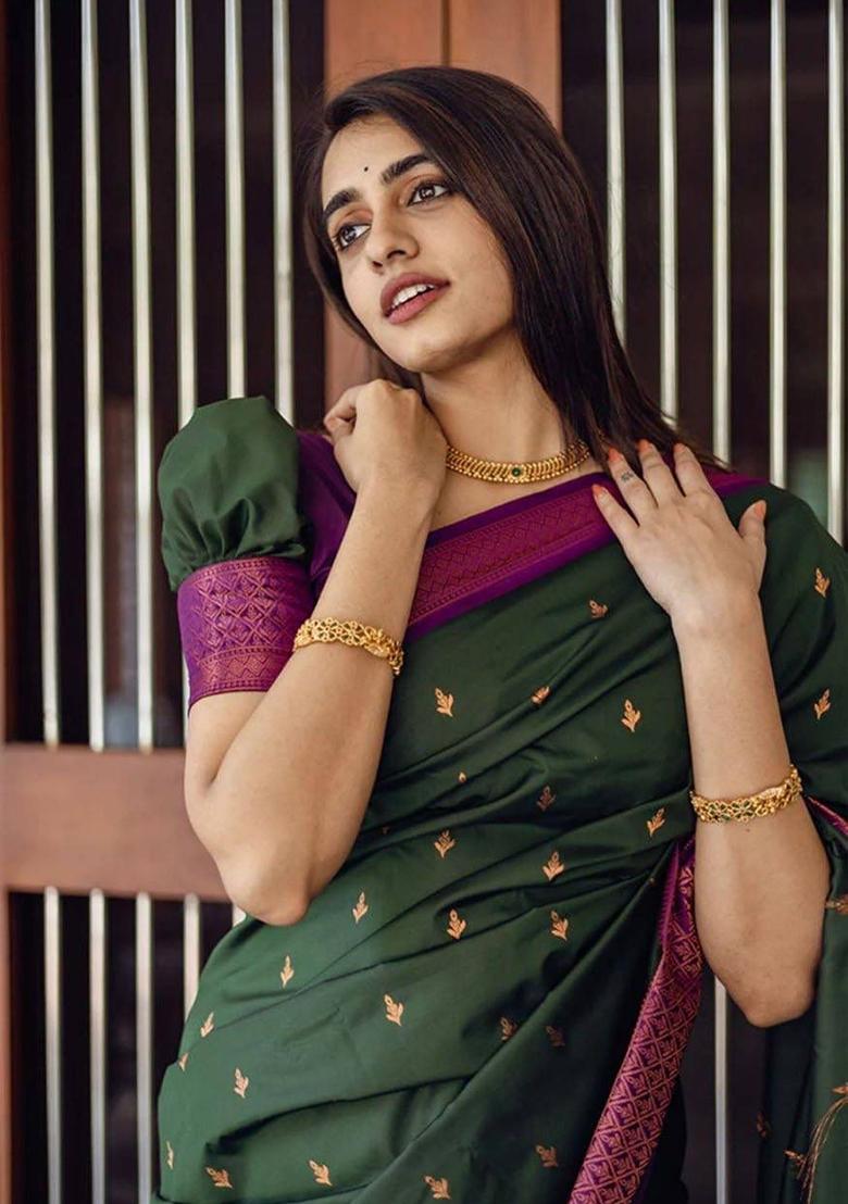 Green Jacquard Work Silk Saree Set - Indya