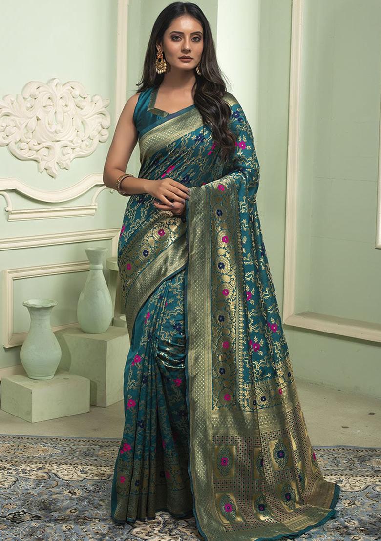 Rama Jacquard Weaving Work Silk Saree Set - Indya