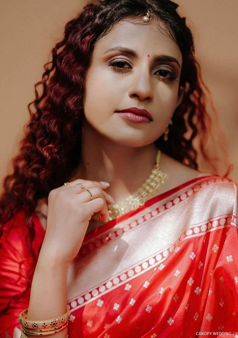 Red Jacquard Work Silk Saree Set - Indya