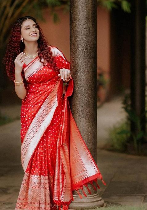 Red Jacquard Work Silk Saree Set