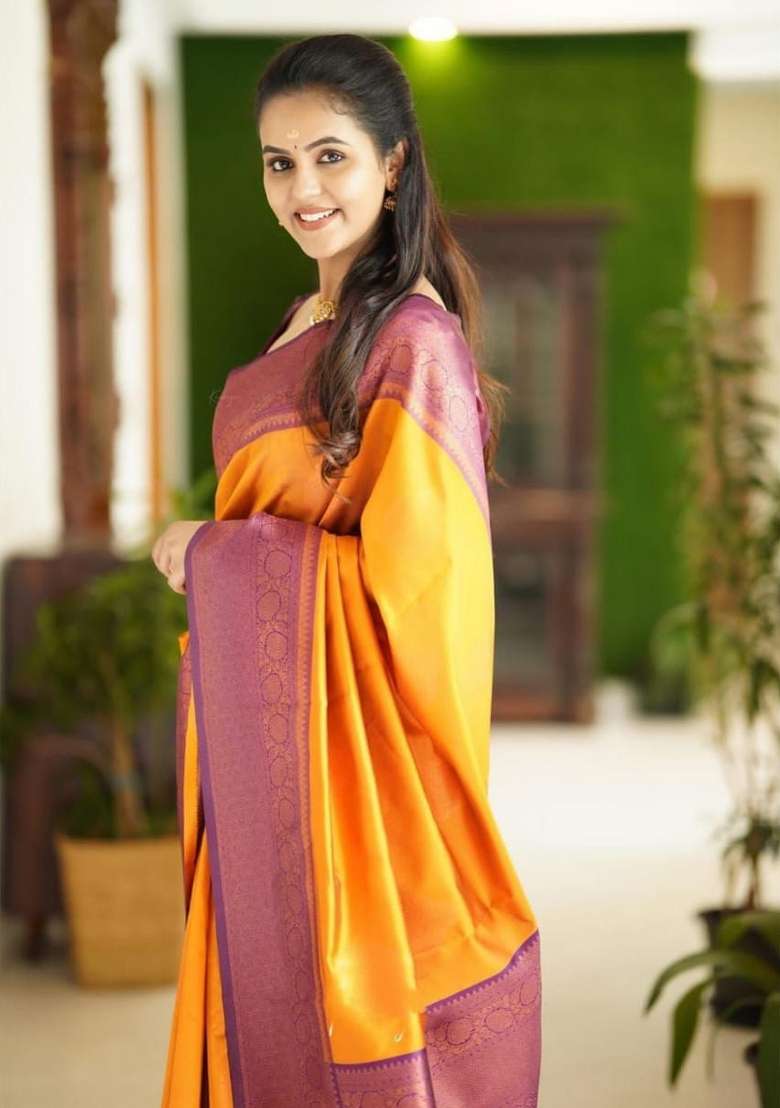 Yellow Jacquard Silk Blend Saree Set for Diwali and Festive Wear - Indya