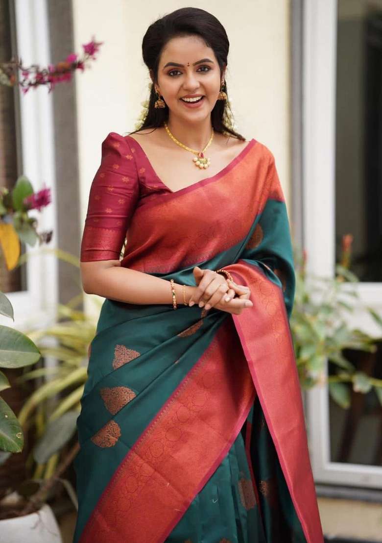 Teal Green Jacquard Silk Blend Saree Set for Diwali | Wedding & Festive Wear - Indya