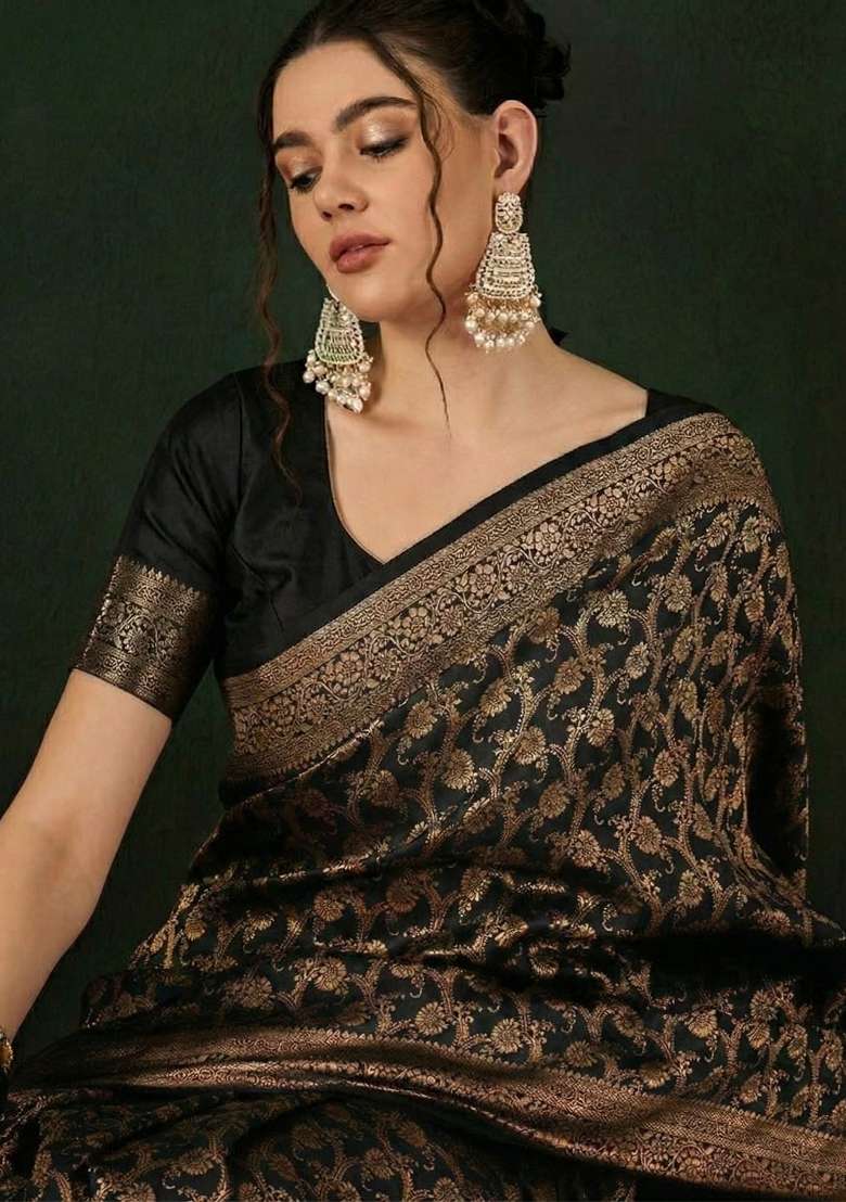 Black Jacquard Silk Blend Saree Set for Diwali | Wedding & Festive Wear - Indya