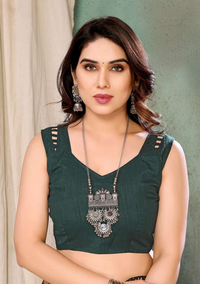 Green Printed Georgette Blend Saree Set for Diwali and Festive Wear - Indya