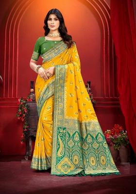 Yellow Weaving Silk Saree Set