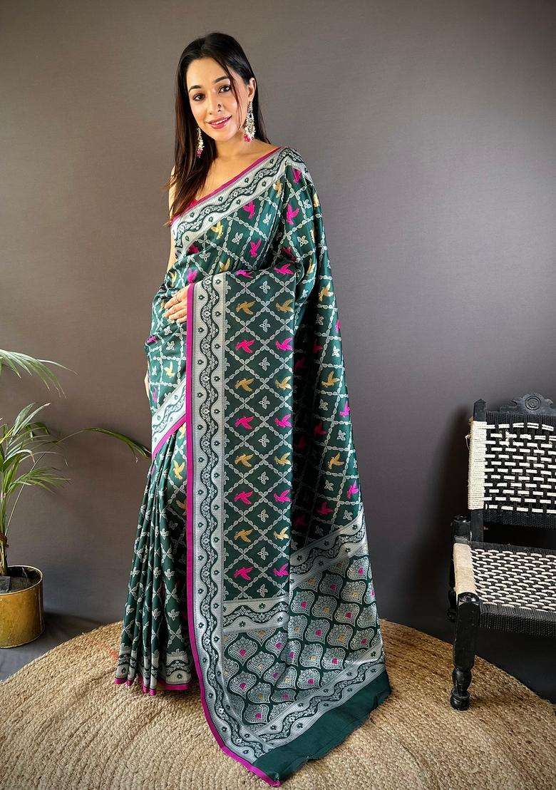 Dark Green Woven Silk Blend Saree Set for Diwali | Wedding & Festive Wear - Indya