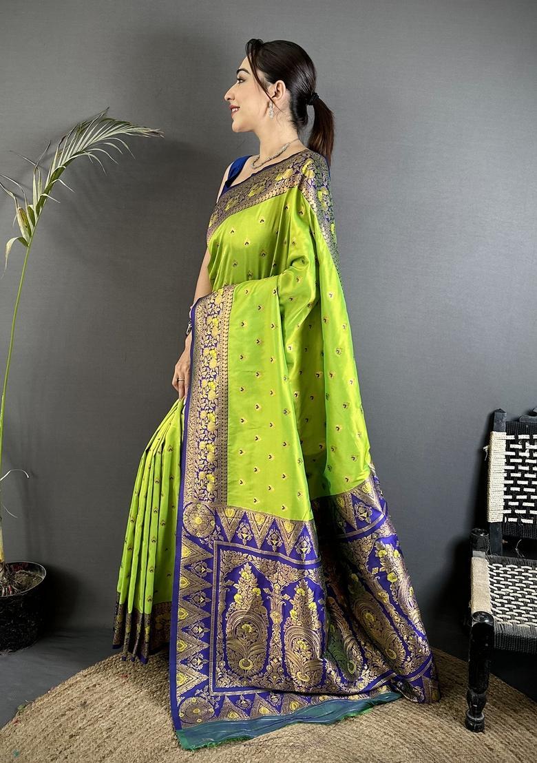 Parrot Green Motif Silk Saree Set - Indya