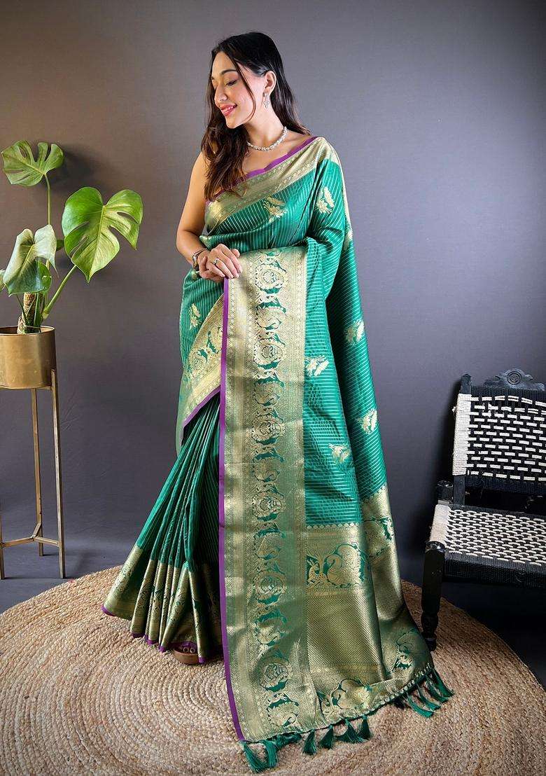 Green Motif Silk Blend Saree Set for Diwali and Festive Wear - Indya