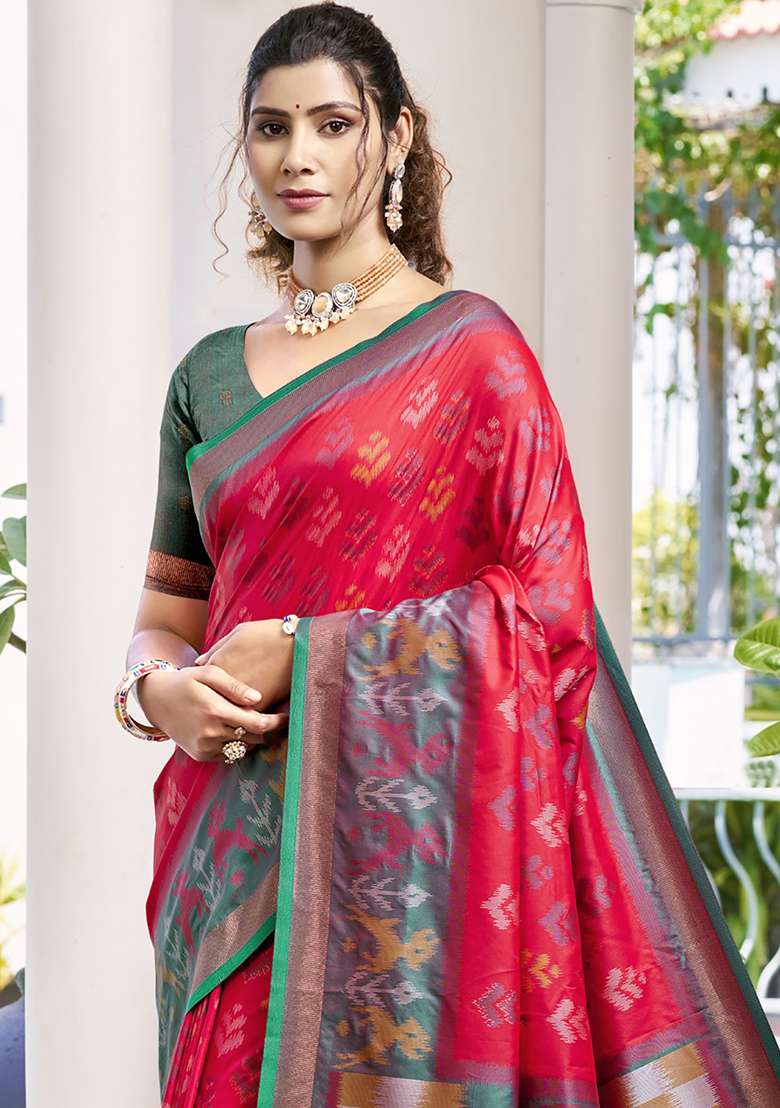 Red Floral Print Pochampally Saree Set - Indya