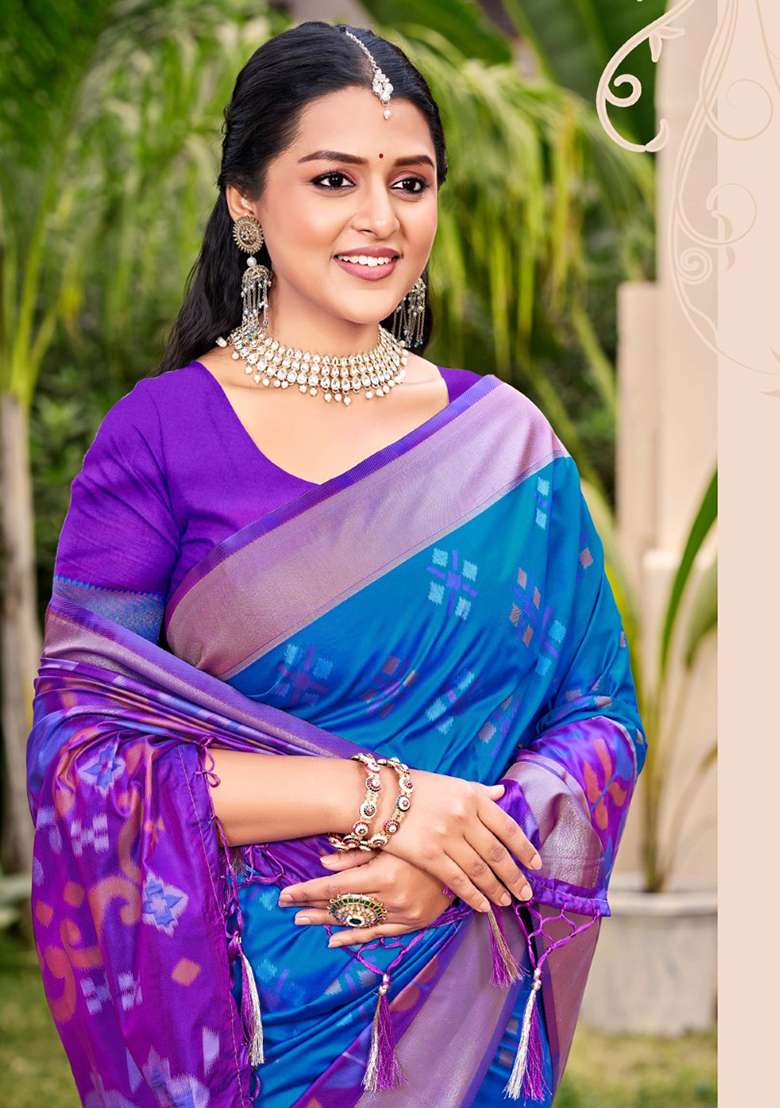 Blue Floral Print Pochampally Saree Set - Indya