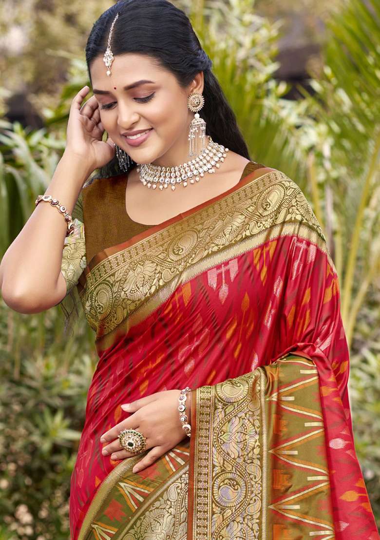 Red Zari Work Pochampally Saree Set - Indya