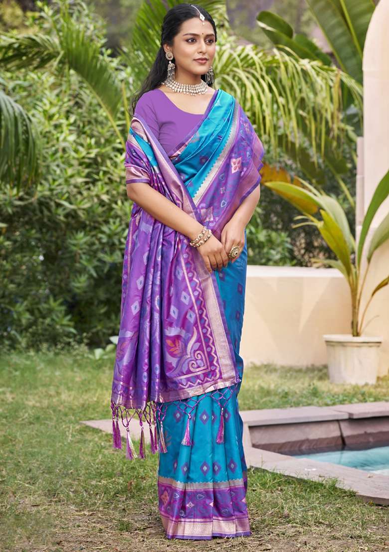 Blue Floral Print Pochampally Saree Set - Indya