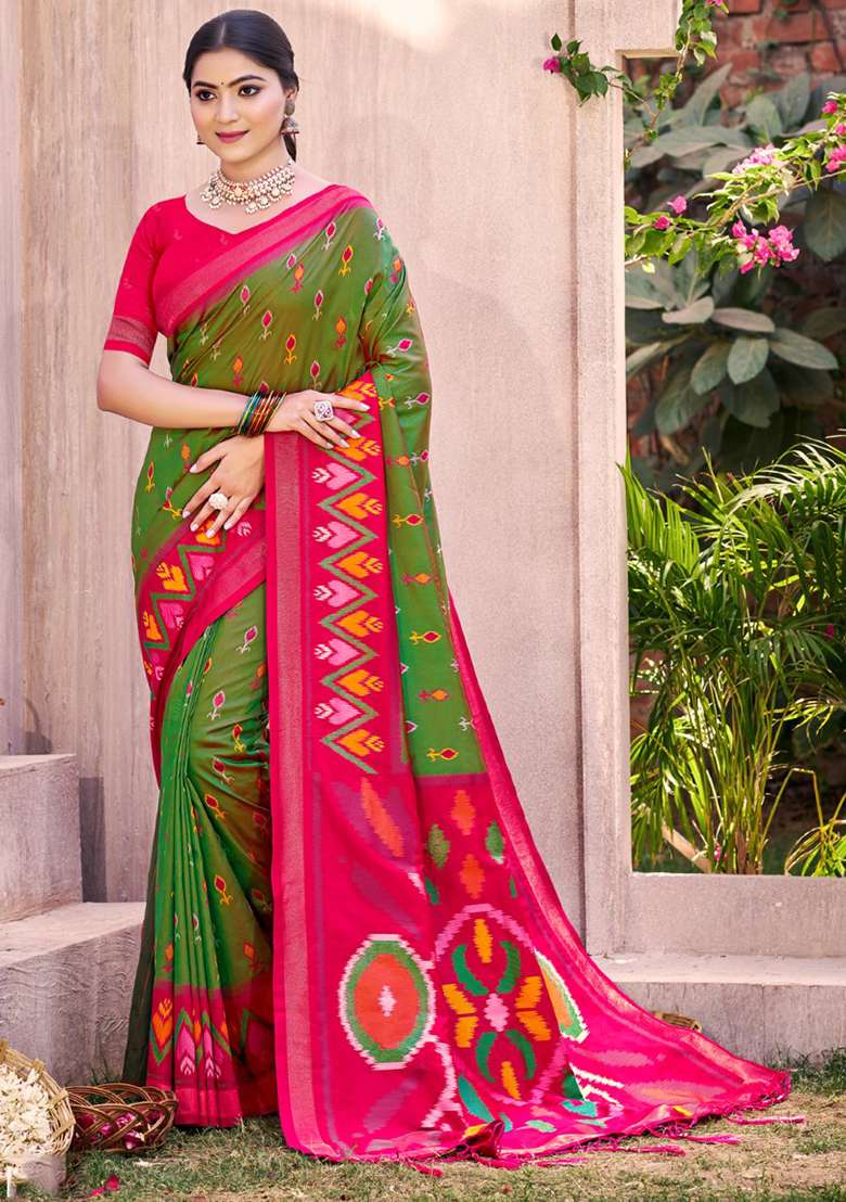 Mehendi Floral Print Pochampally Saree Set - Indya