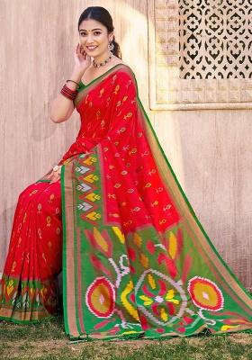 Red Floral Print Pochampally Saree Set