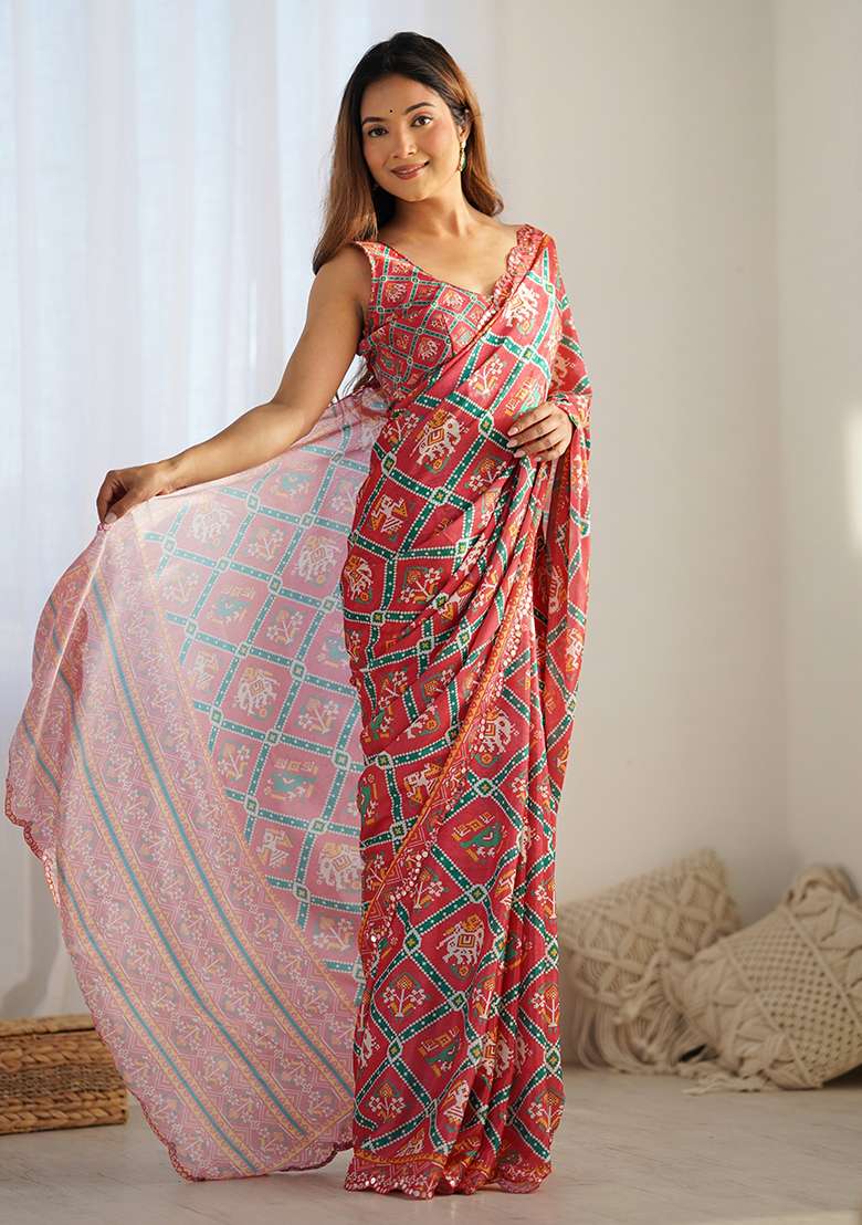 Red And Green Chinon Blend Saree Set with Mirror Work for Diwali | Wedding & Festive Wear - Indya