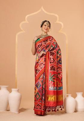 Multicolor Lagdi Patta Silk Saree Set