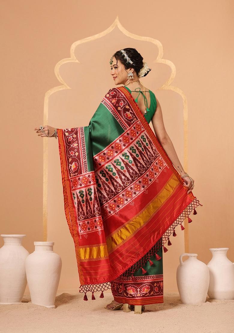 Green Motif Silk Saree Set - Indya