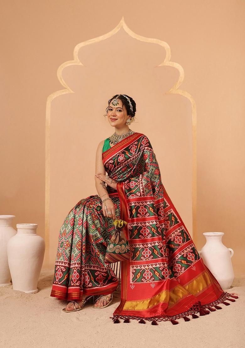 Green Weaving Work Silk Saree Set - Indya