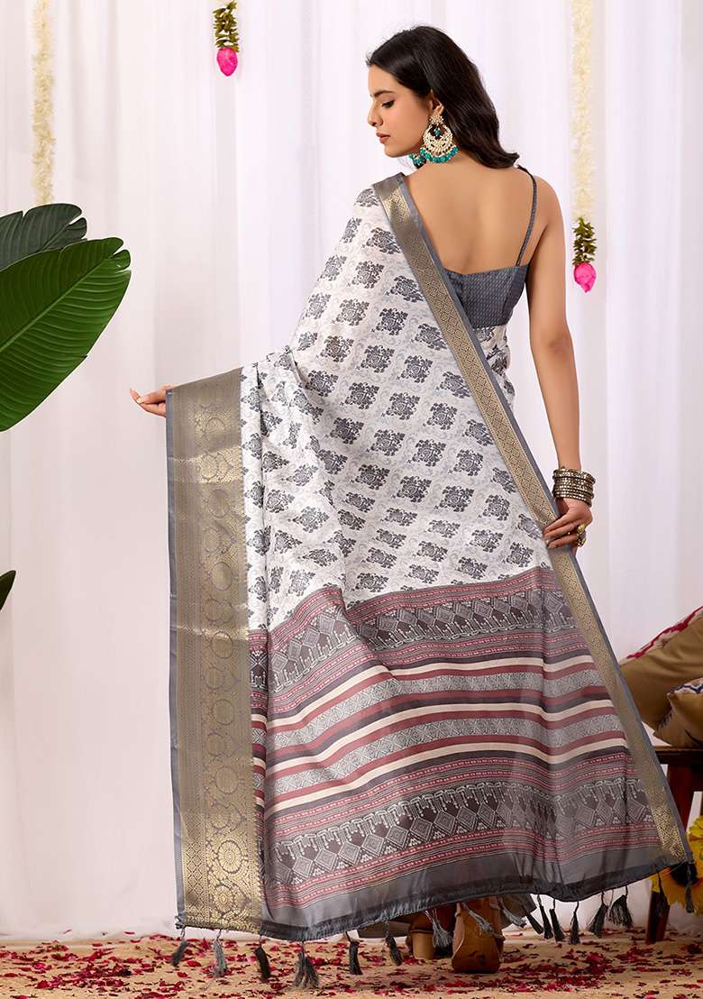 White Weaving Silk Blend Saree Set for Diwali | Wedding & Festive Wear - Indya