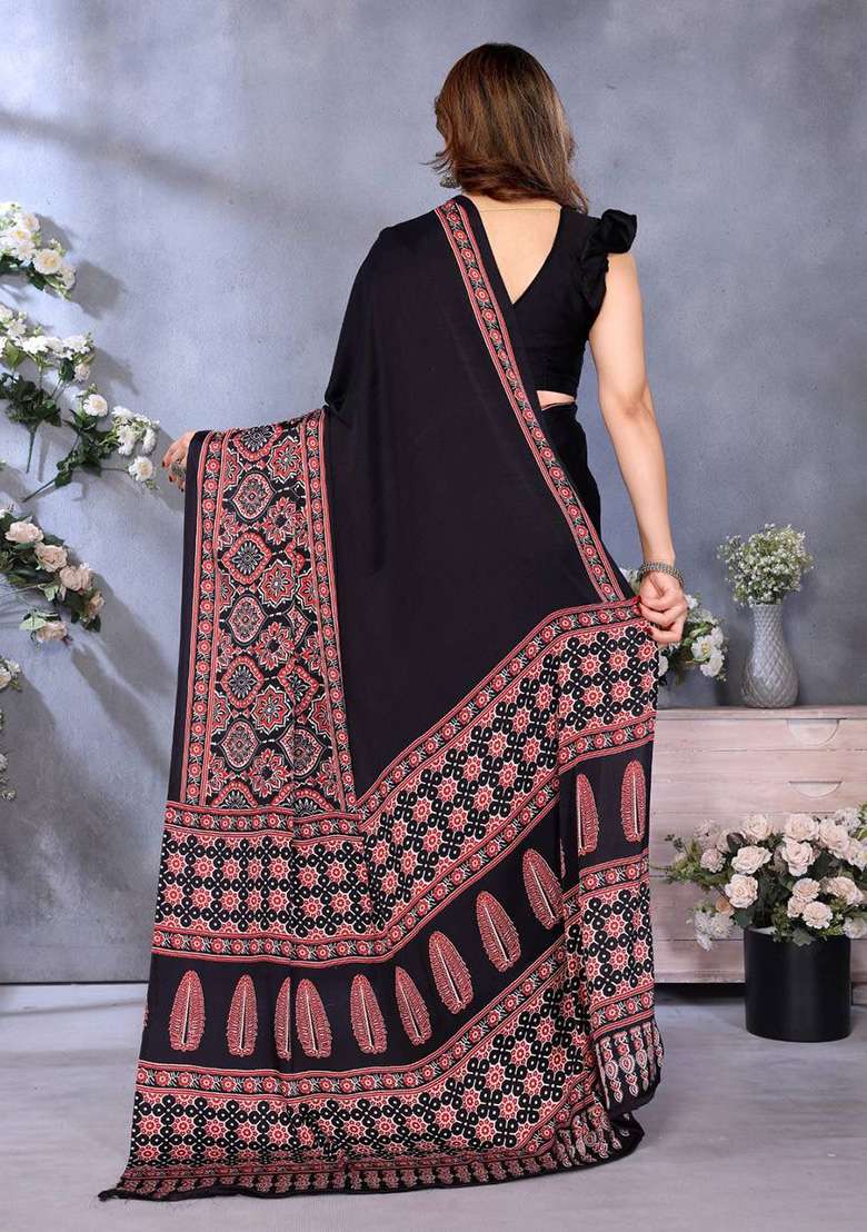 Black Silk Blend Saree Set with Printed for Diwali | Wedding & Festive Wear - Indya