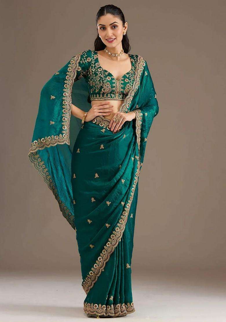 Green Embroidery Silk Blend Saree Set for Diwali and Festive Wear - Indya