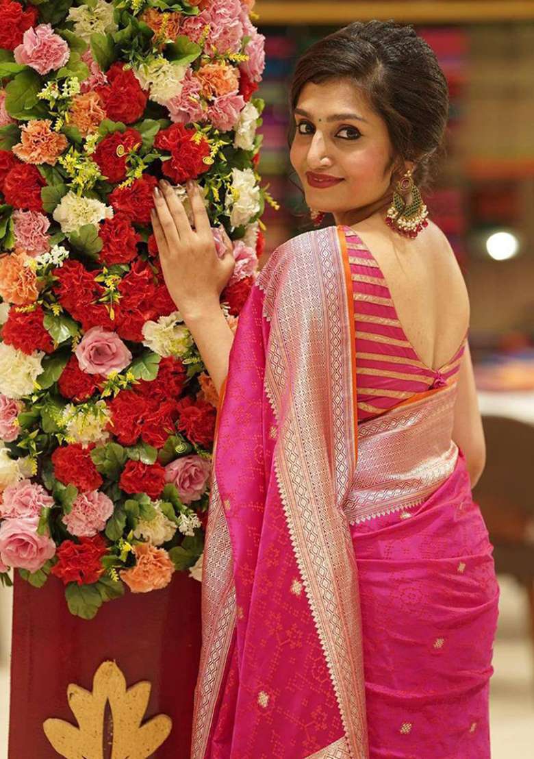 Pink Embroidery Silk Blend Saree Set for Diwali and Festive Wear - Indya