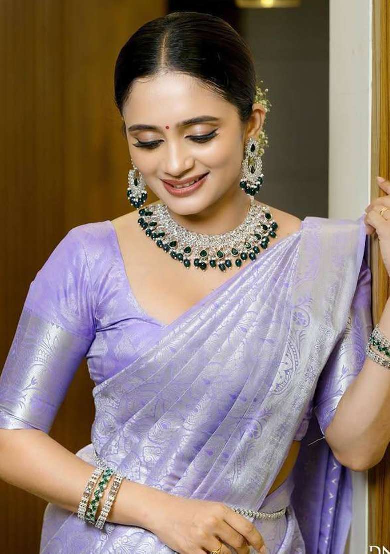 Lavender Silk Blend Saree Set with Embroidery for Diwali | Wedding & Festive Wear - Indya