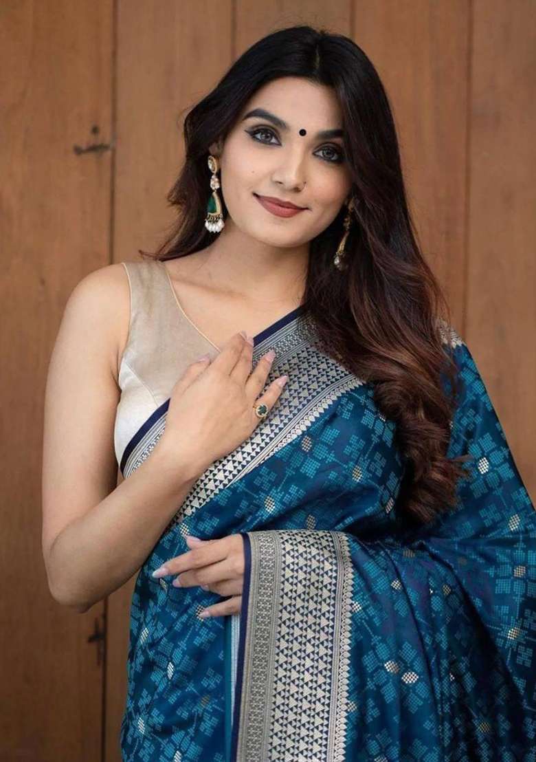 Blue Silk Blend Saree Set with Embroidery for Diwali | Wedding & Festive Wear - Indya