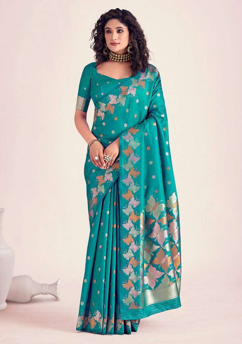Green Embroidery Silk Blend Saree Set for Diwali and Festive Wear - Indya
