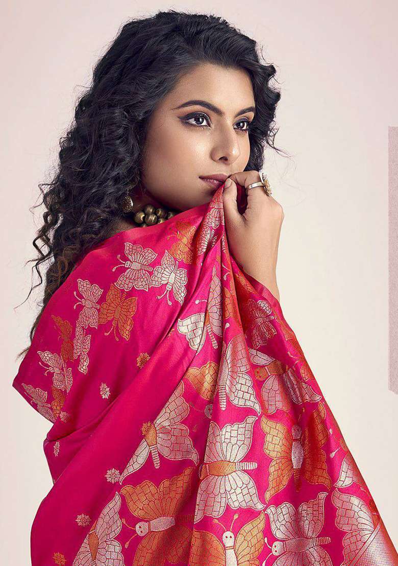 Pink Embroidery Silk Blend Saree Set for Diwali and Festive Wear - Indya