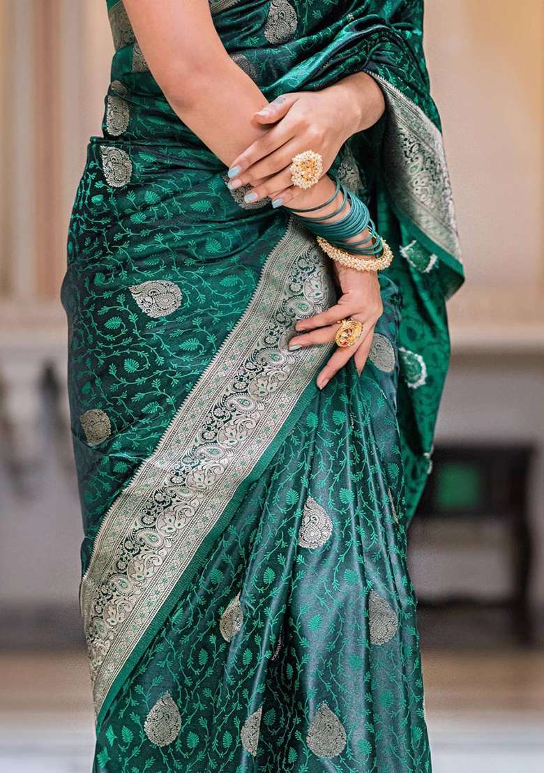 Green Embroidery Silk Blend Saree Set for Diwali and Festive Wear - Indya